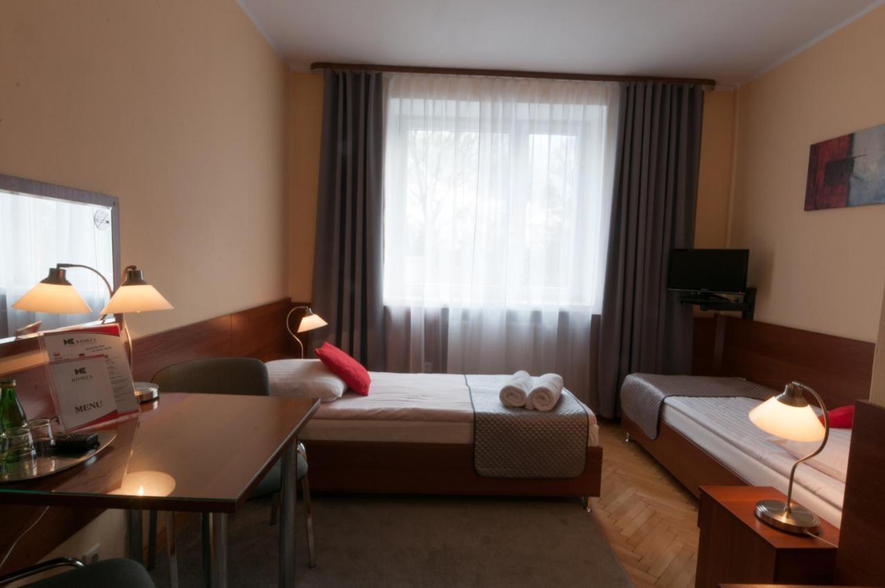 Hotel Komes Skarżysko-Kamienna 외부 사진