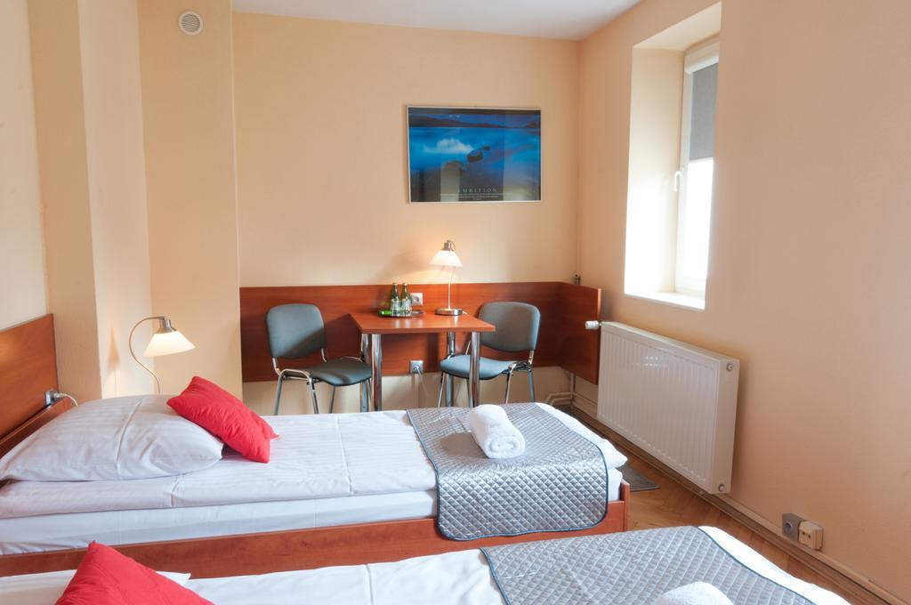 Hotel Komes Skarżysko-Kamienna 외부 사진