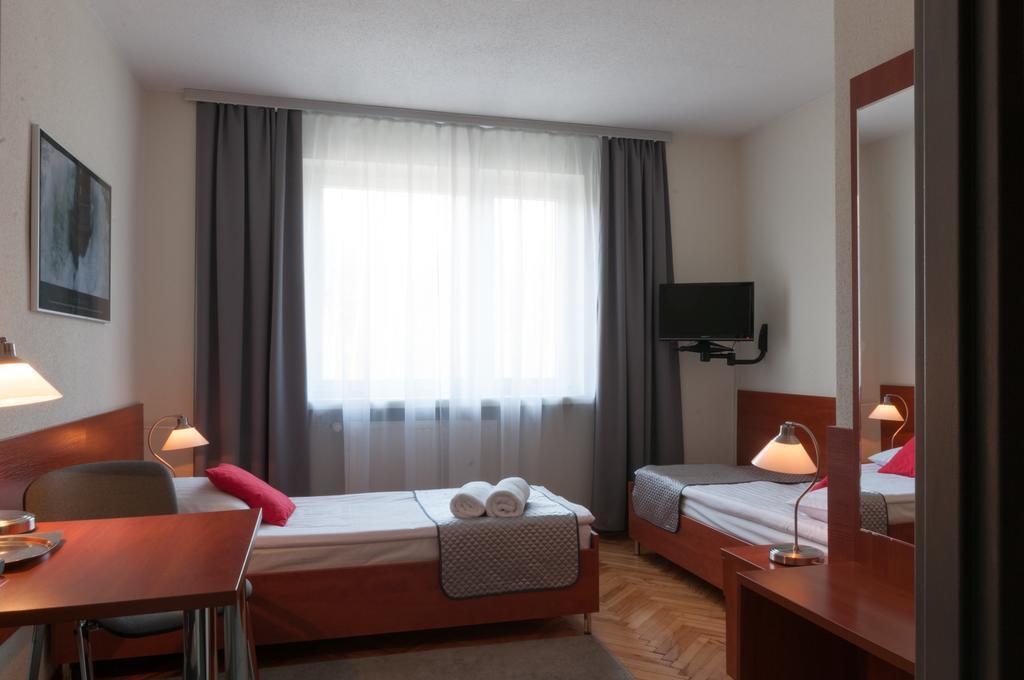 Hotel Komes Skarżysko-Kamienna 외부 사진